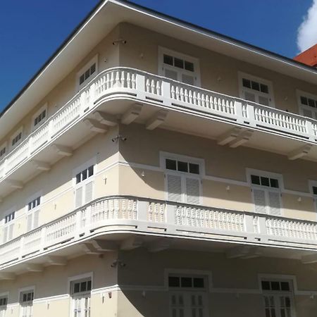 Apartotel Casa Franco Panama City Exterior photo